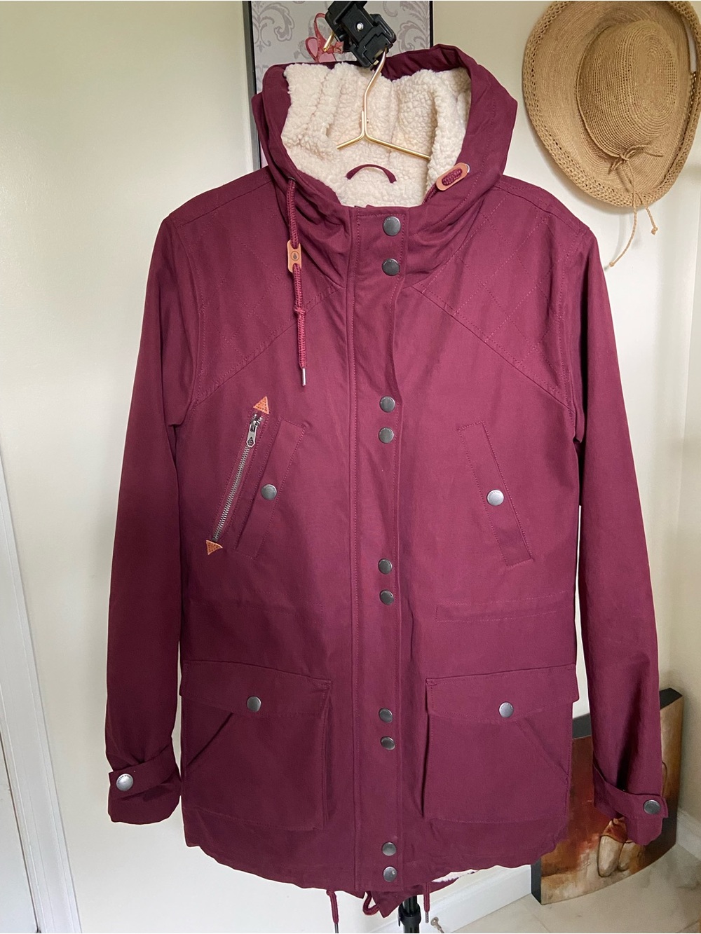 Volcom Women's Burgundy Hooded Ski Jacket - Picture 2 of 13